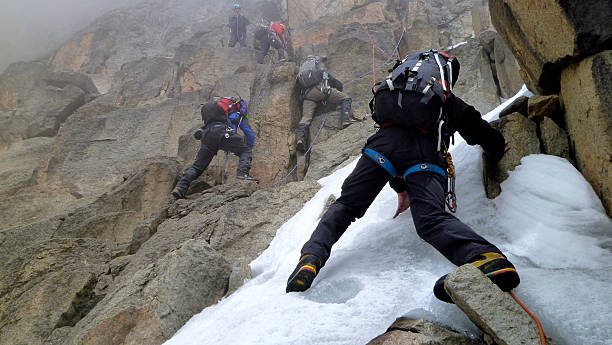Itinéraire Chogoria – Naro Moru.La traversée la plus spectaculaire du Mount Kenya